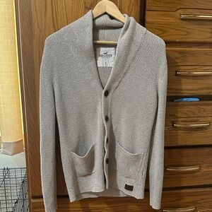 Hollister Men's Light Gray Cardigan Sweater